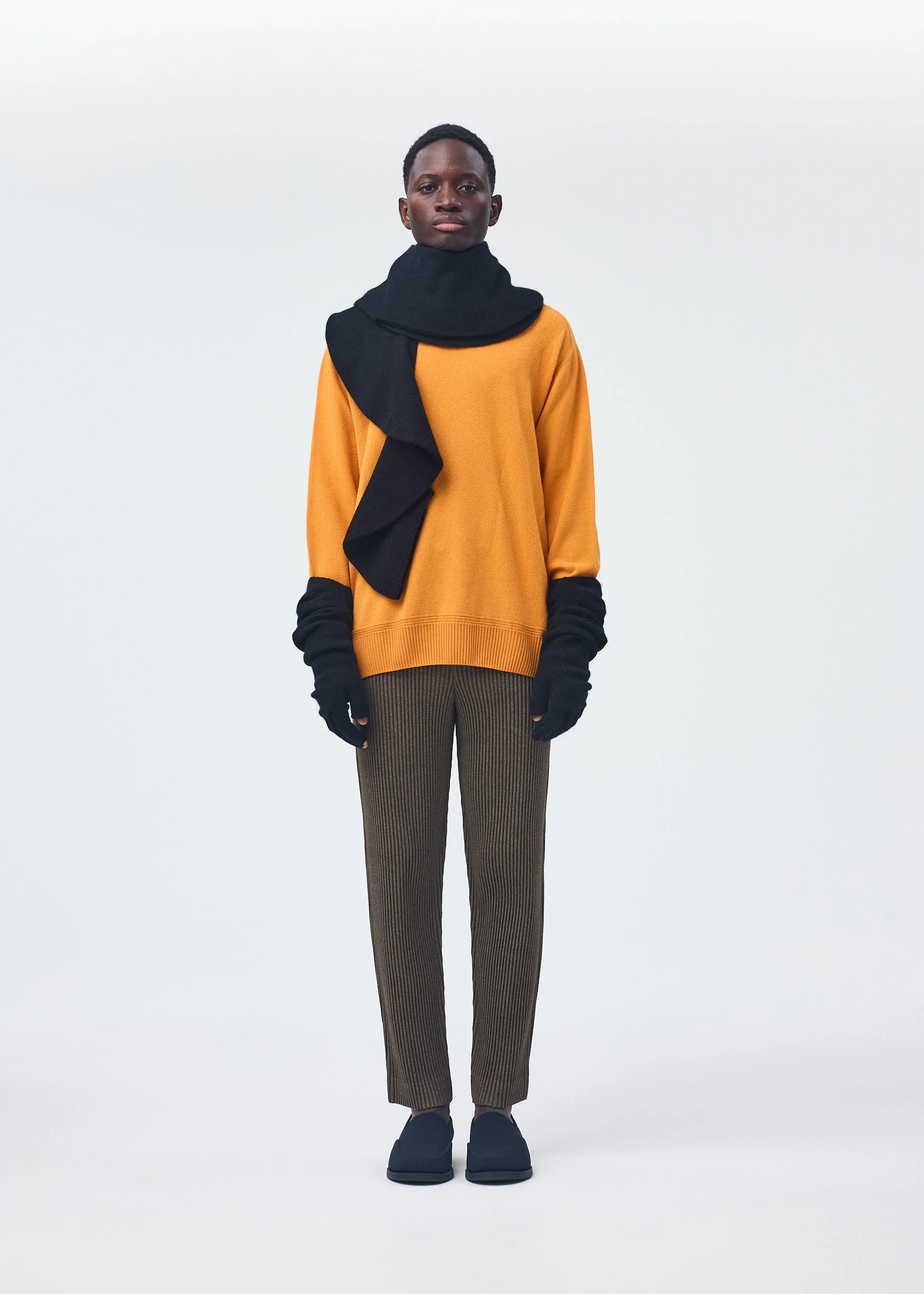 CASHMERE WINTER GEAR - Image 4