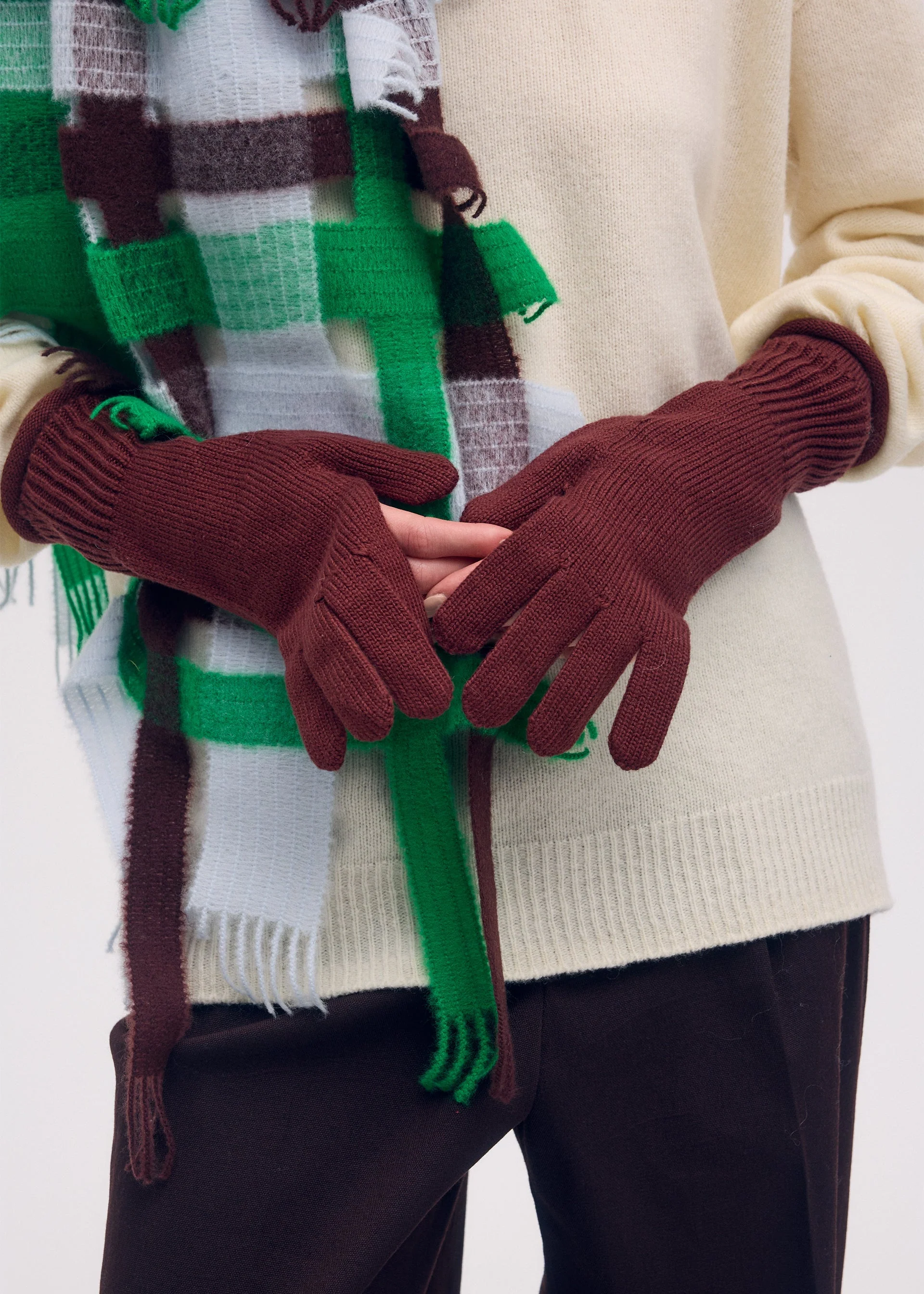 BREEZE KNIT GLOVES - Image 5