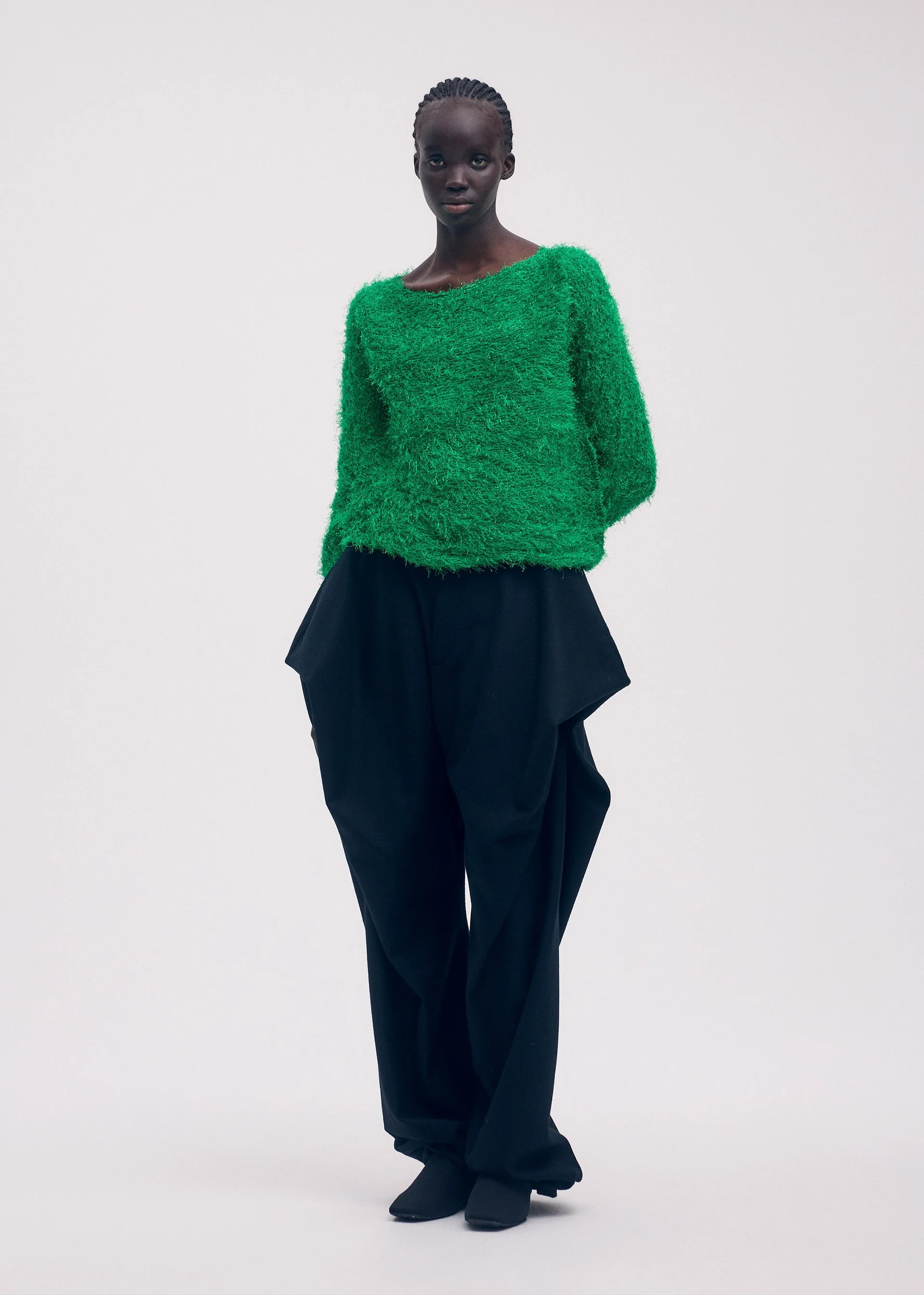 SHIFTED FUZZY PLEATS - Image 6