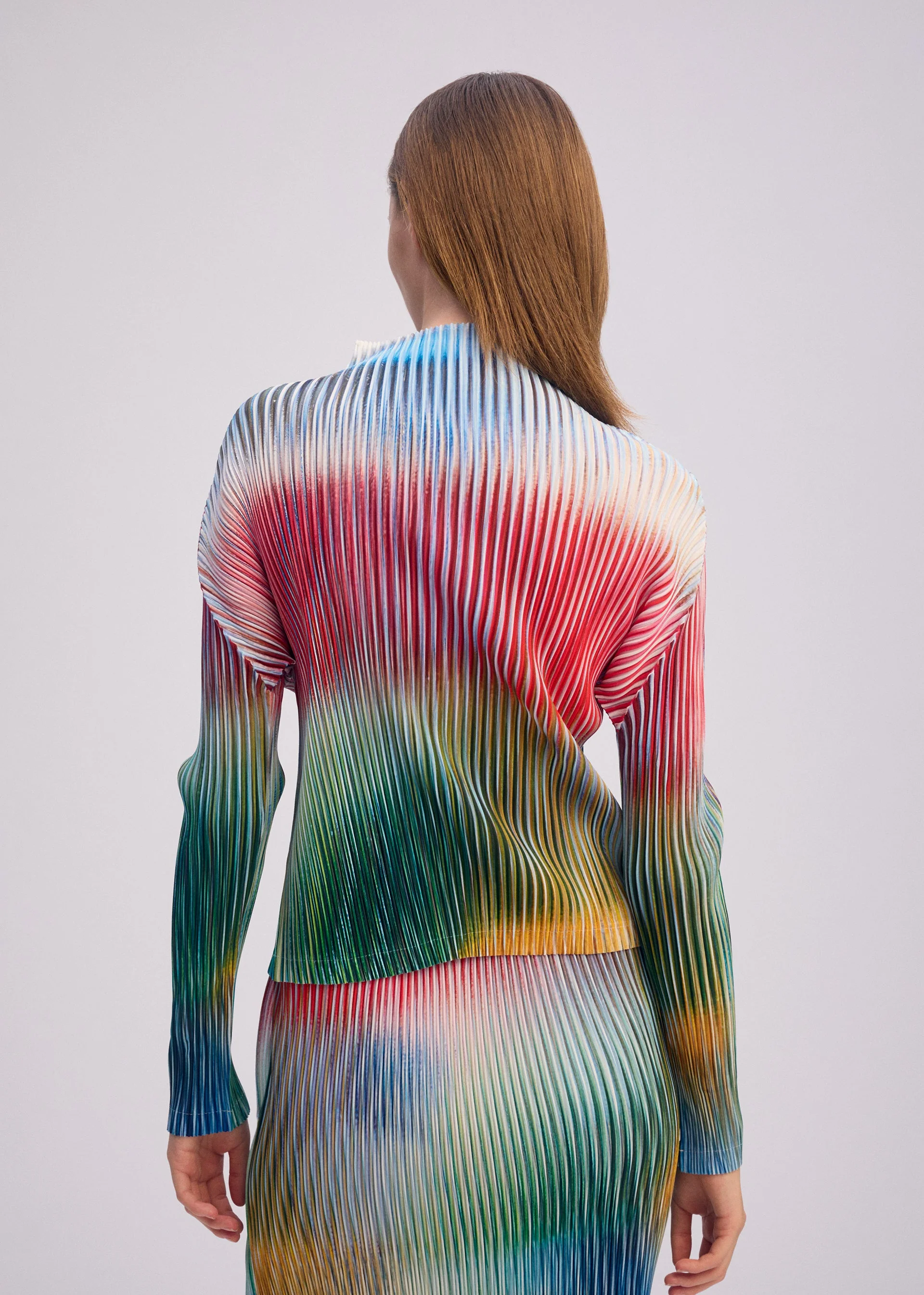 OBSCURE PLEATS - Image 7