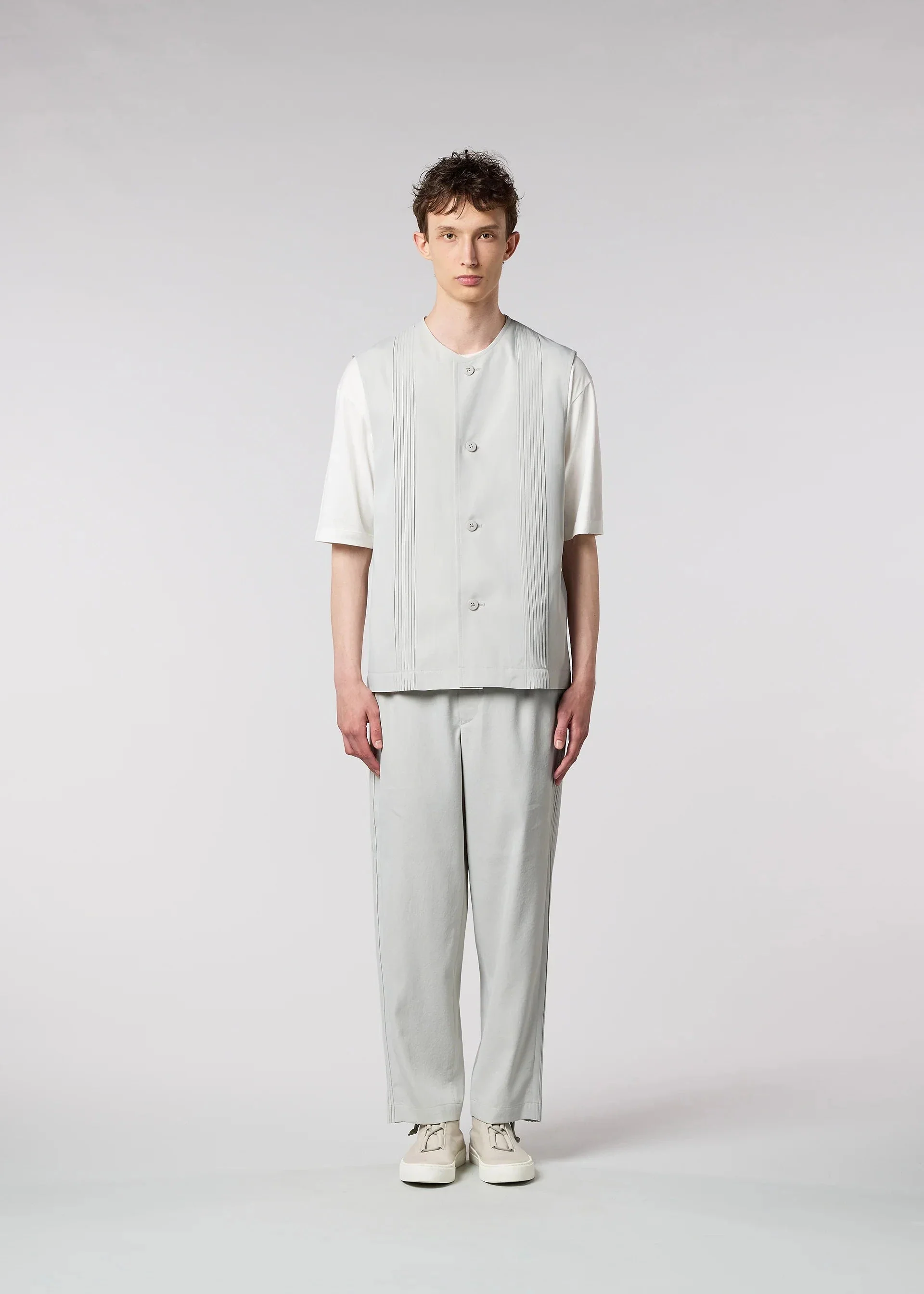 AIR PLEATS - Image 6