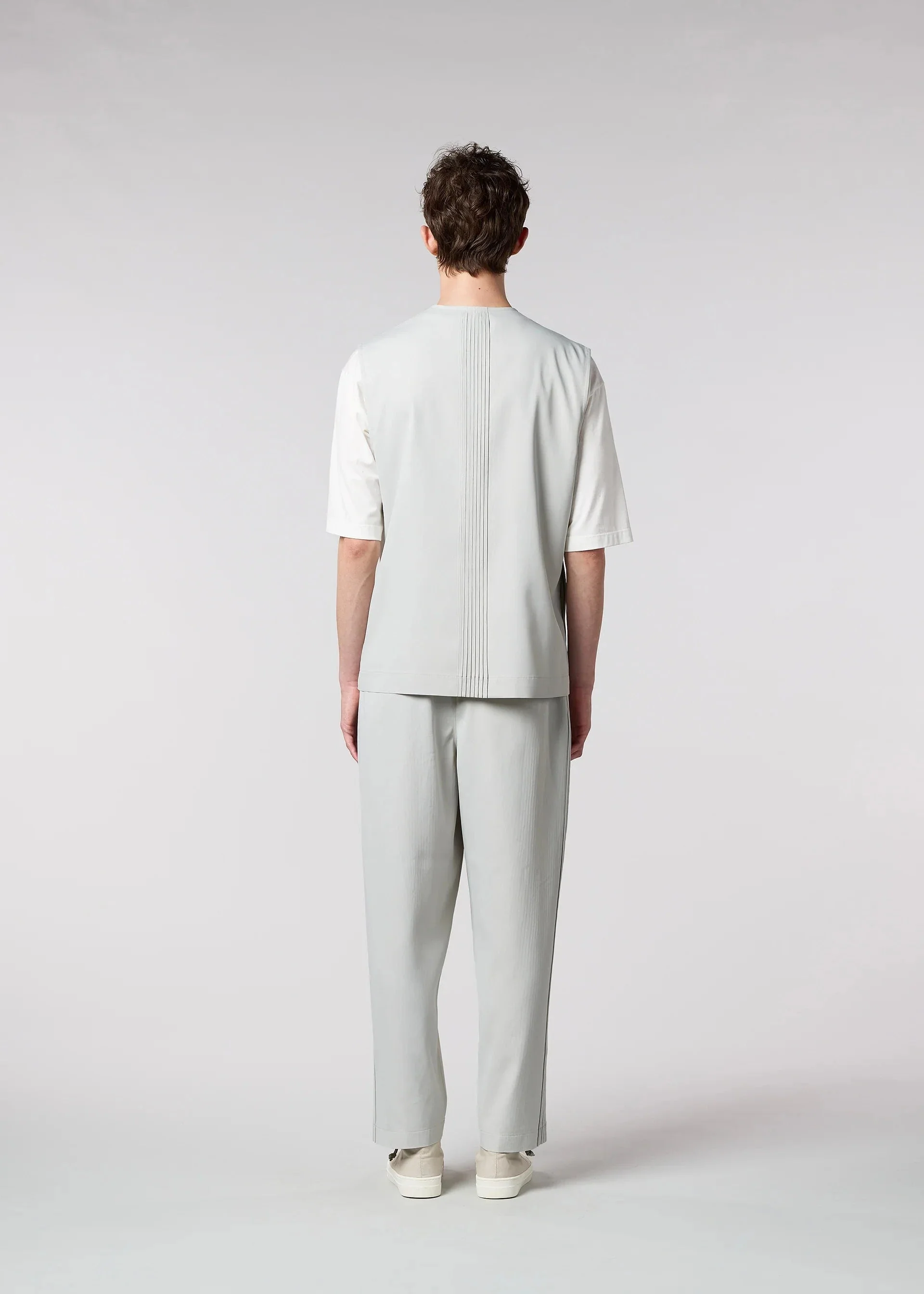 AIR PLEATS - Image 7