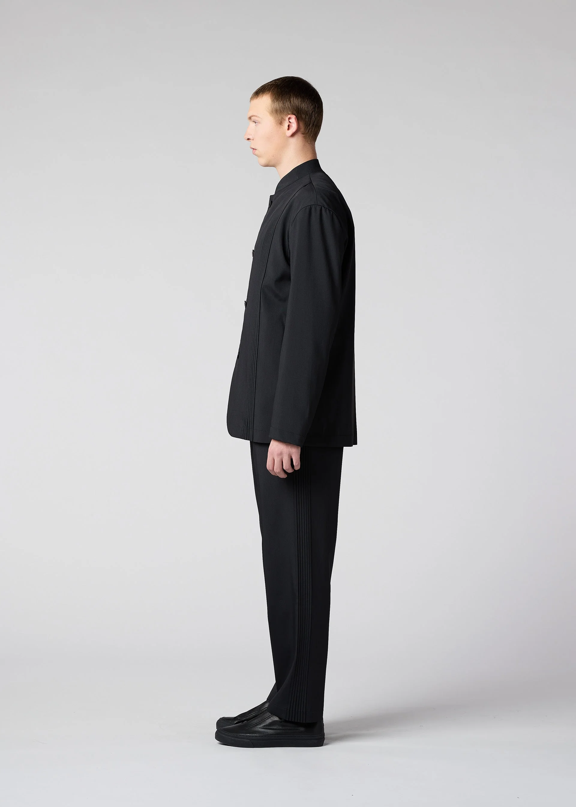 AIR PLEATS - Image 5