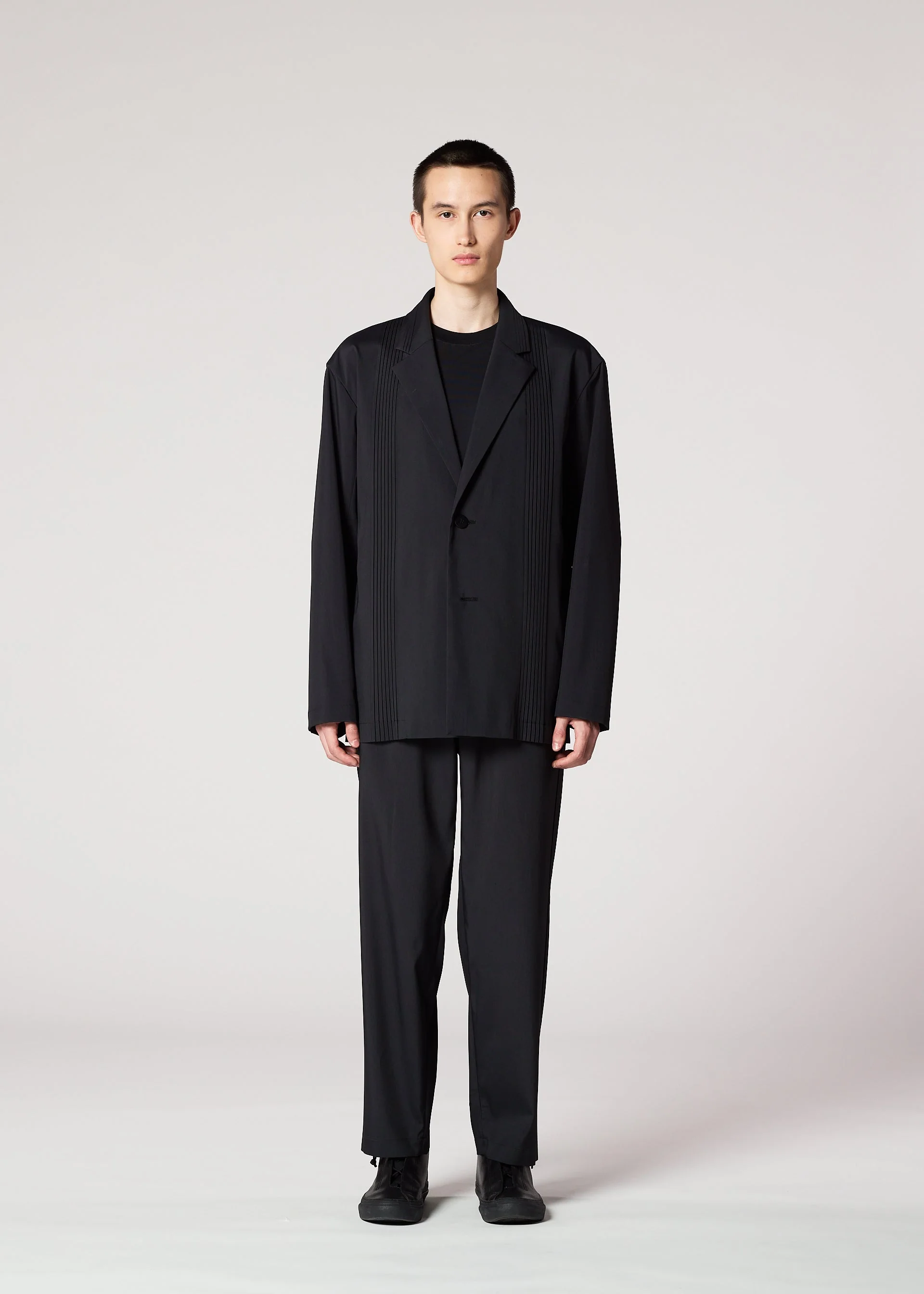 AIR PLEATS BLACK - Image 4