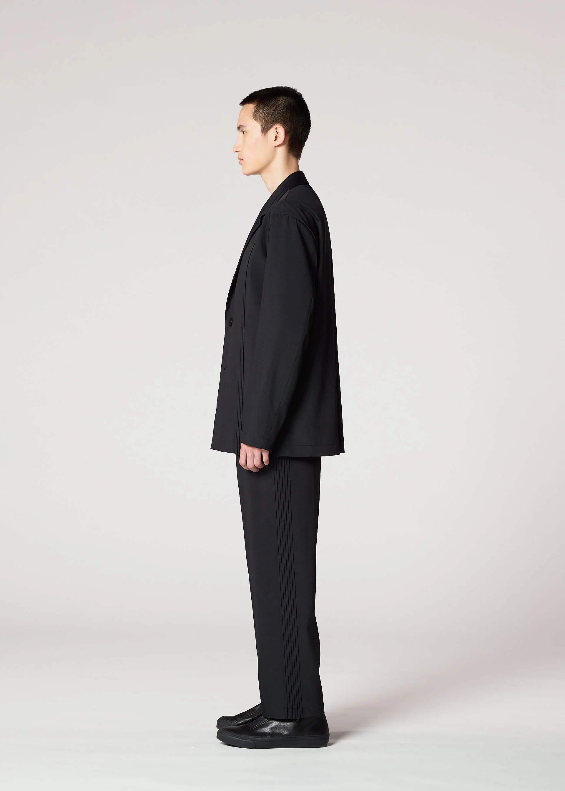 AIR PLEATS BLACK - Image 6