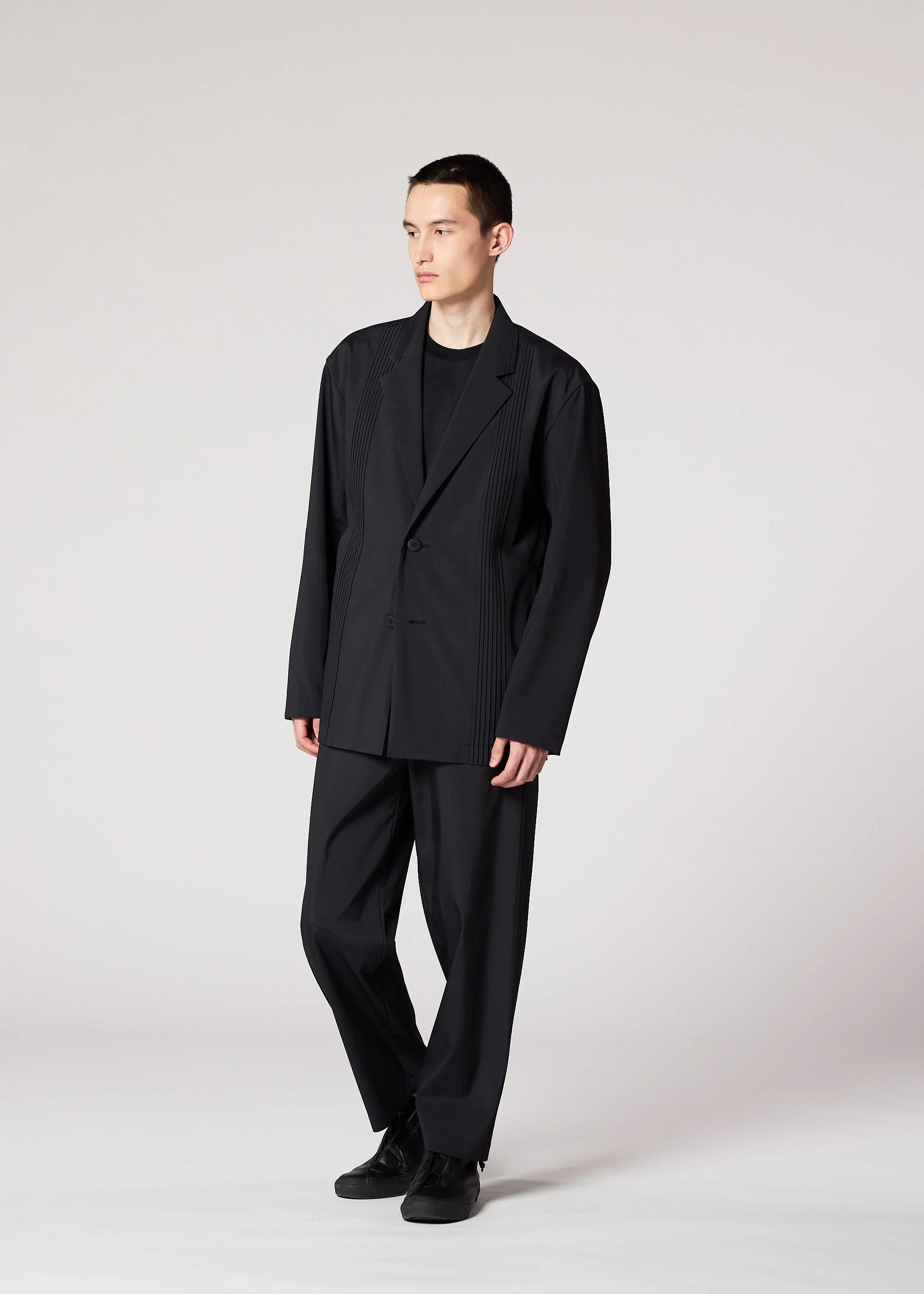 AIR PLEATS BLACK - Image 7