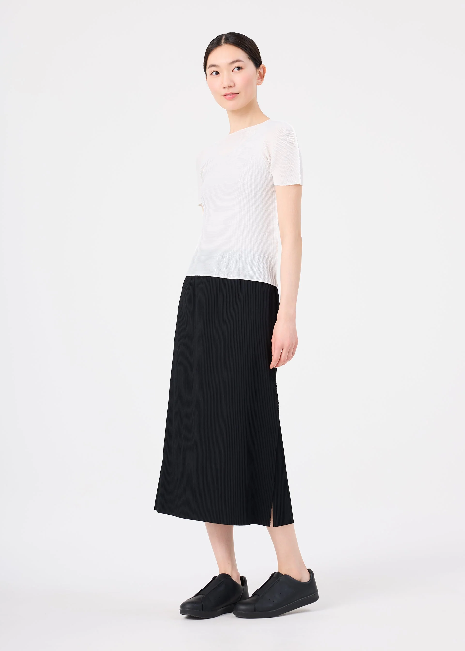 FINE KNIT PLEATS - Image 7