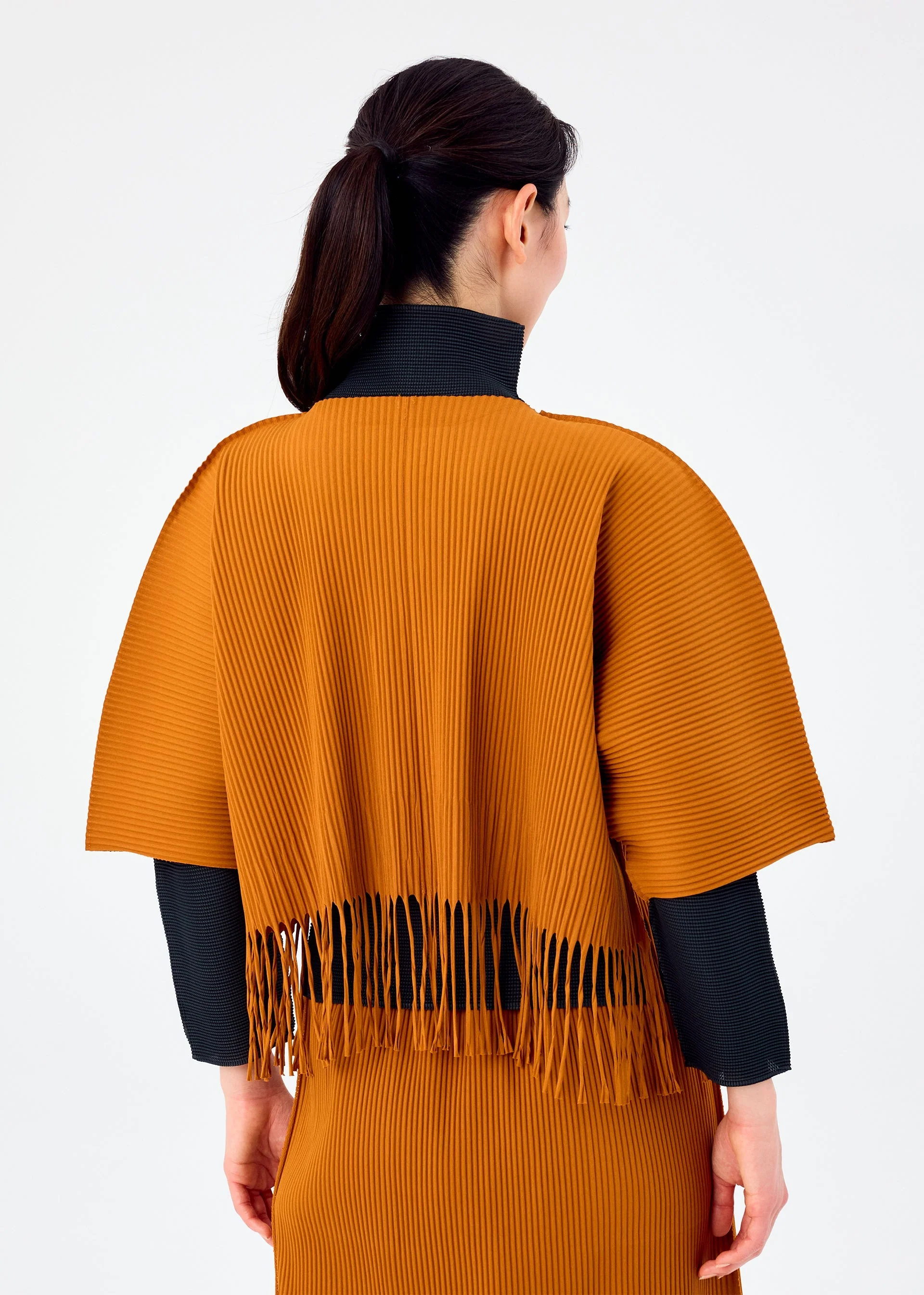 FRINGE PLEATS - Image 6