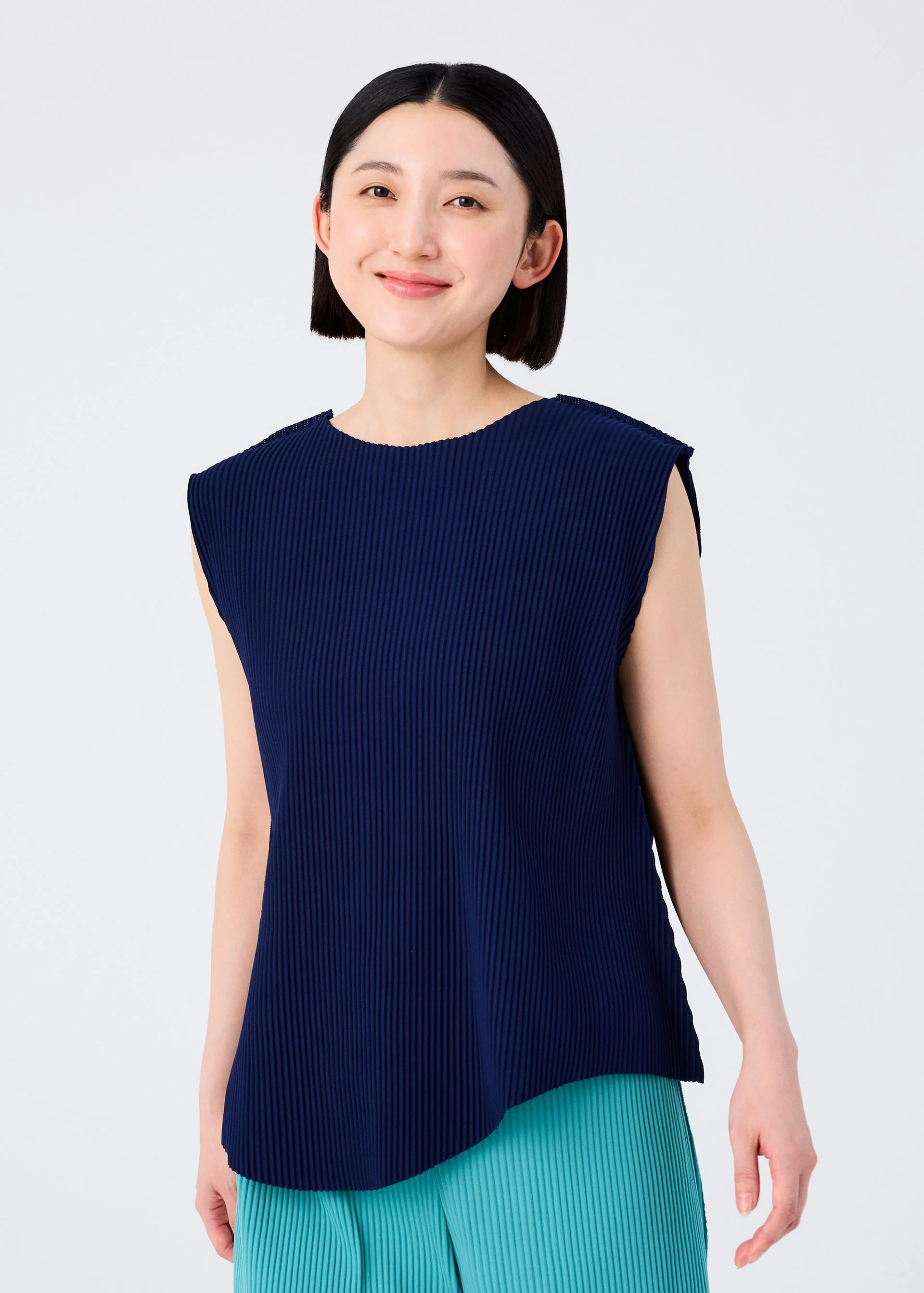 AURORA PLEATS - Image 6