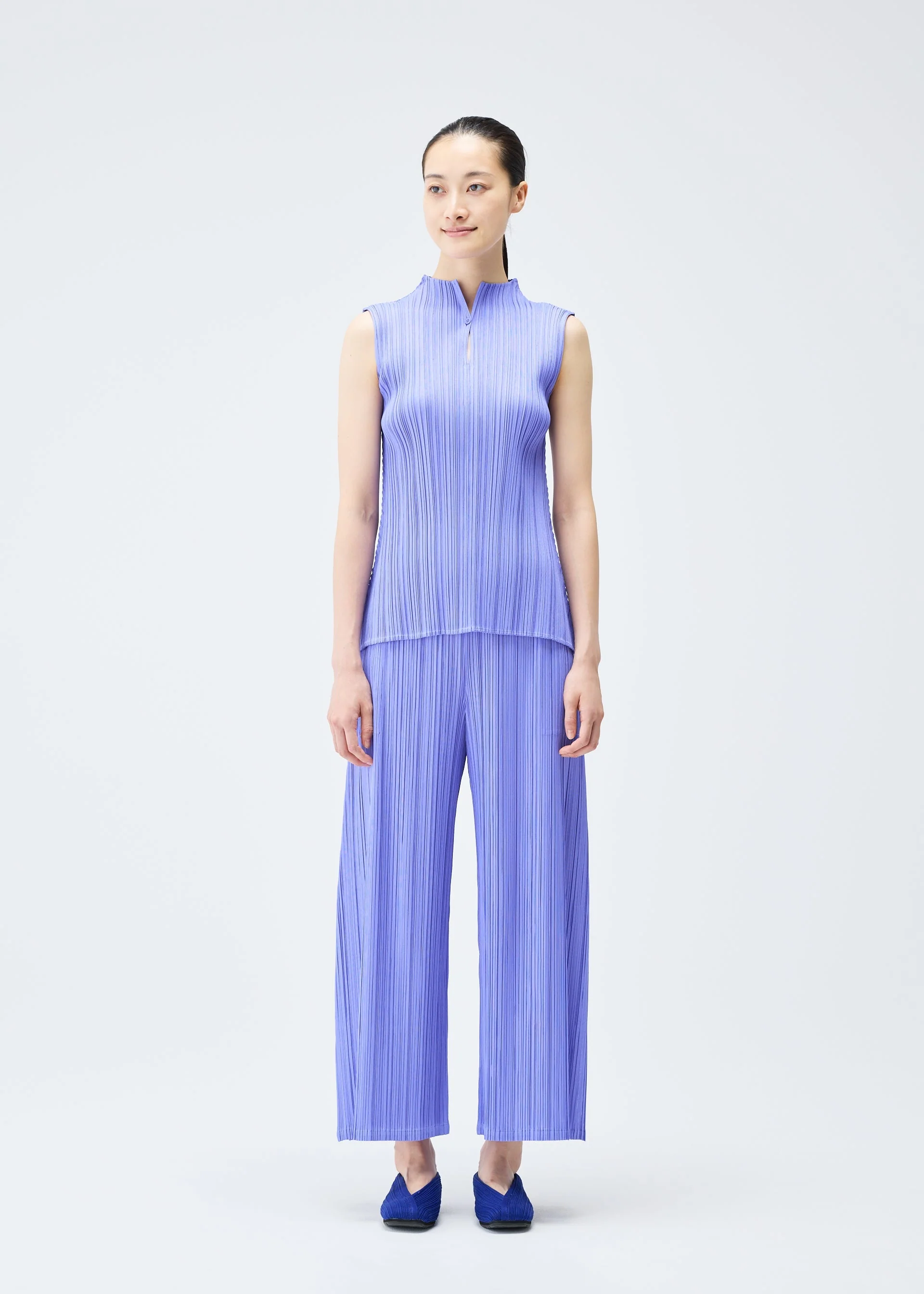 MELLOW PLEATS - Image 6