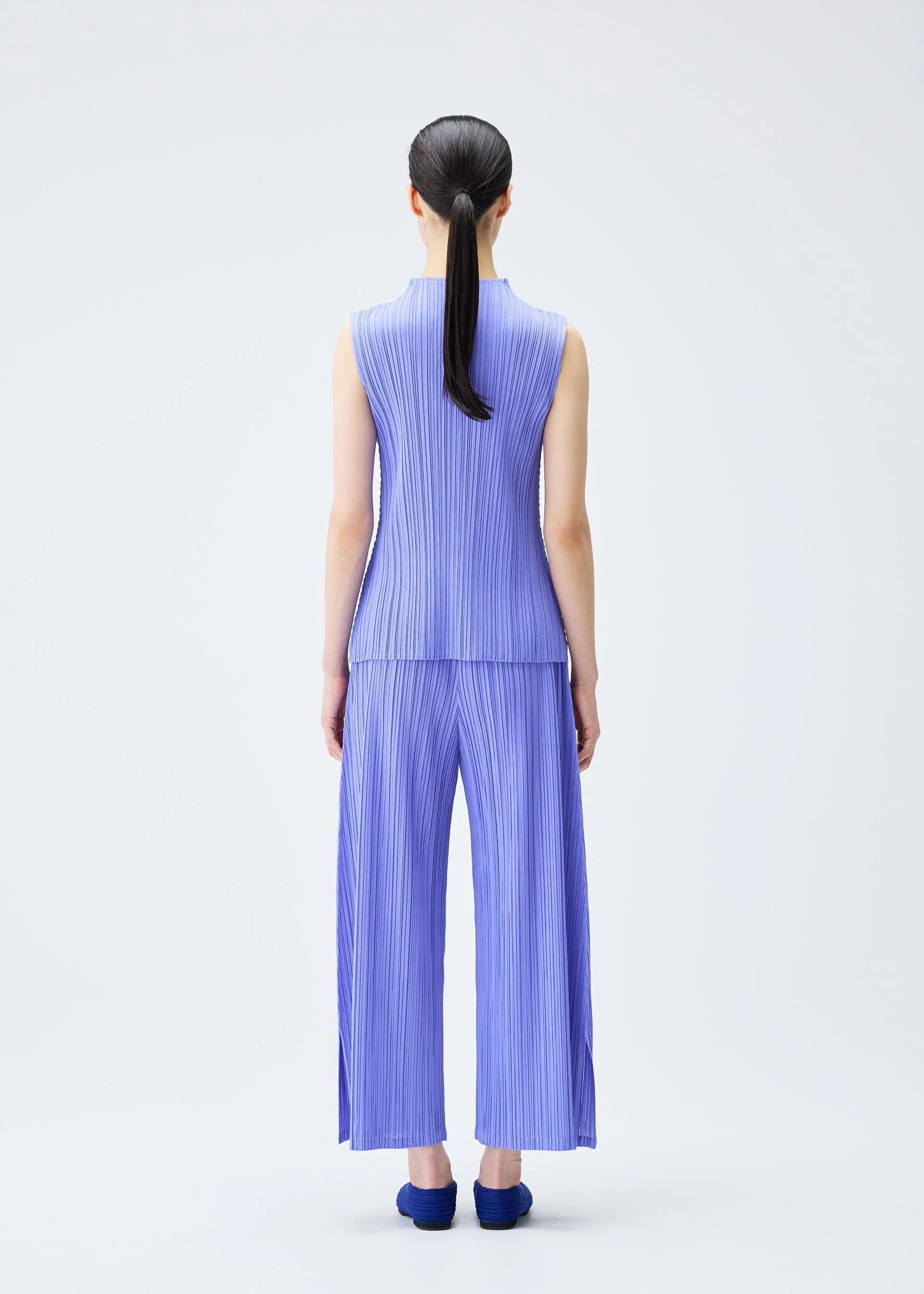 MELLOW PLEATS - Image 7