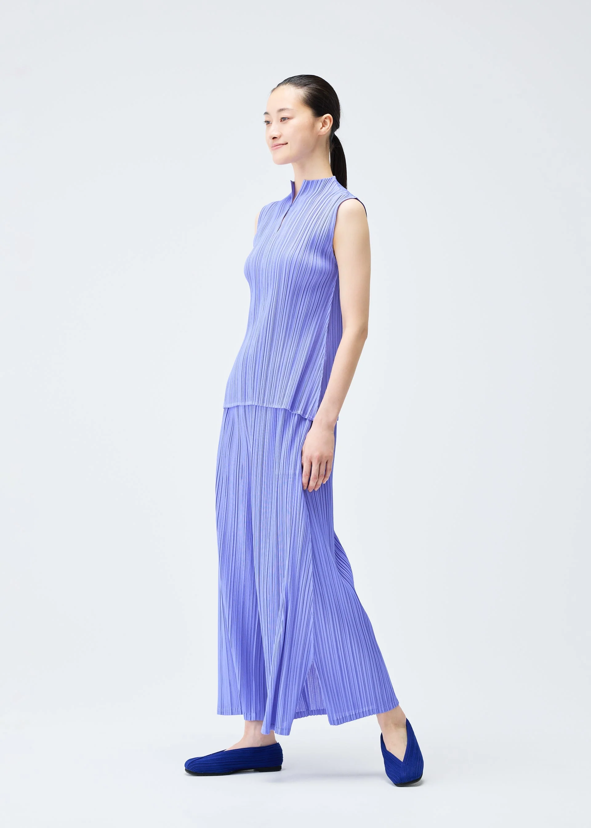 MELLOW PLEATS - Image 8