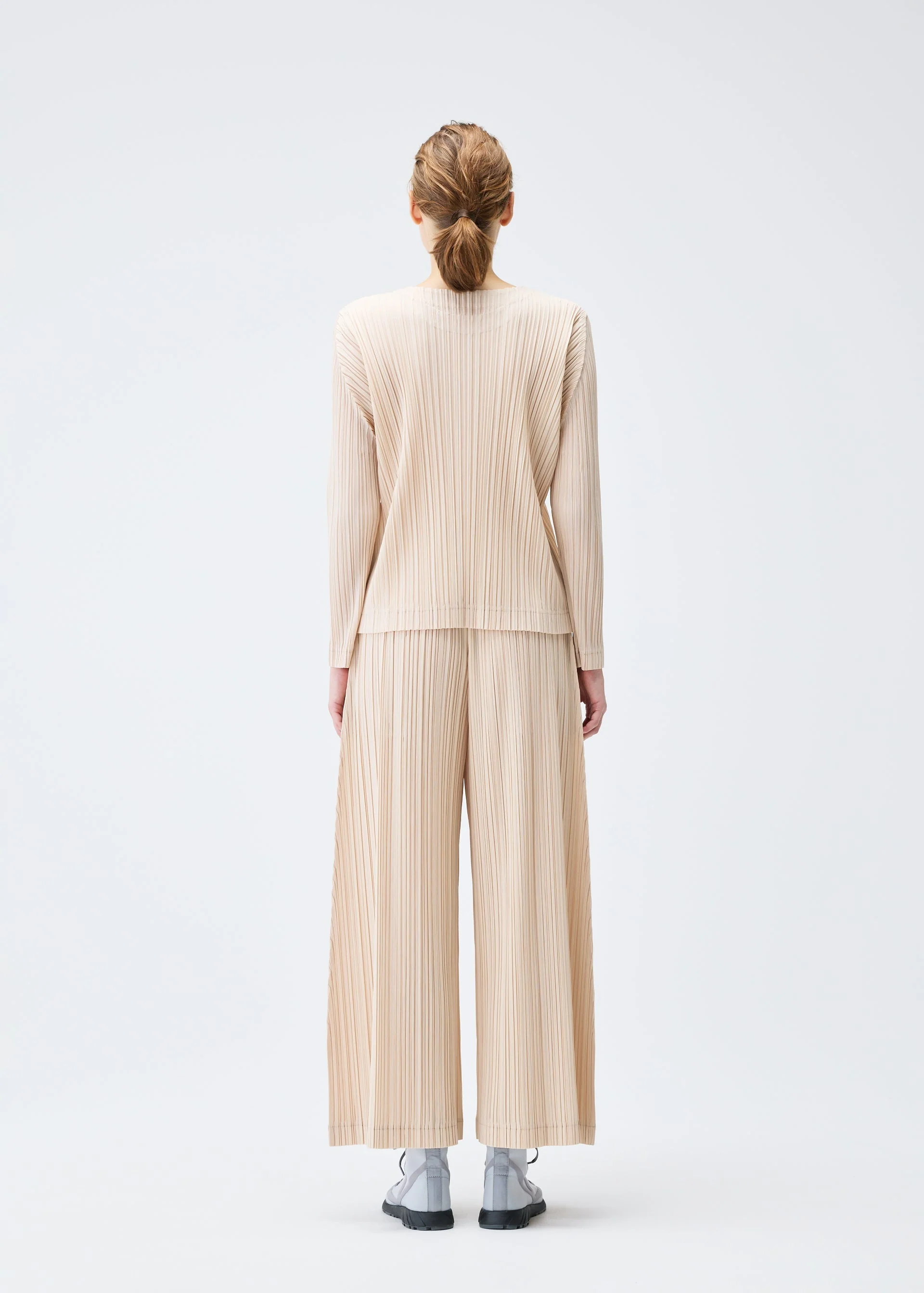 WOOL PLEATS - Image 7
