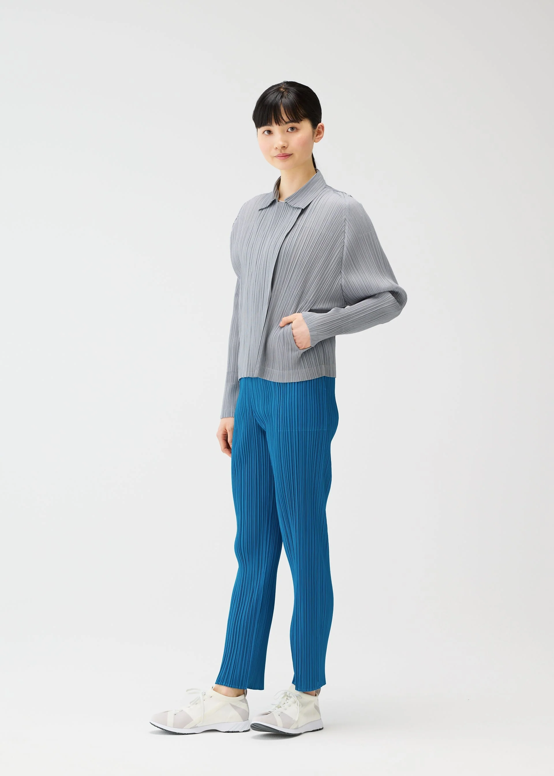 MONTHLY COLORS : FEBRUARY - Image 11